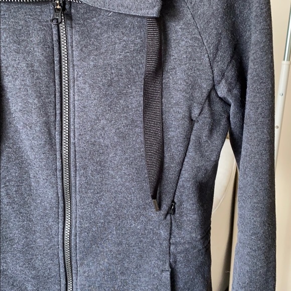 Grey Fleece Lululemon Sweater - Picture 3 of 5